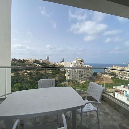 Spectacular Distant Seaview Apt スリーマ エクステリア 写真