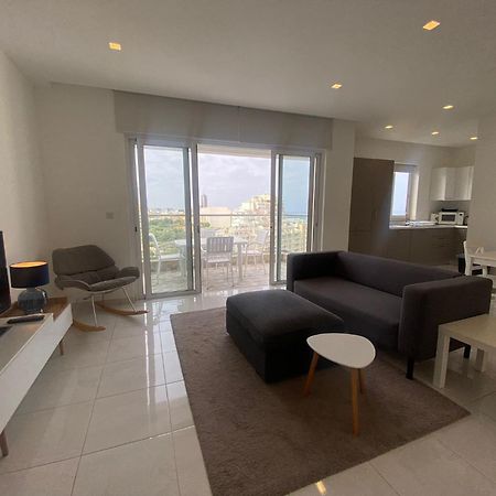 Spectacular Distant Seaview Apt スリーマ エクステリア 写真