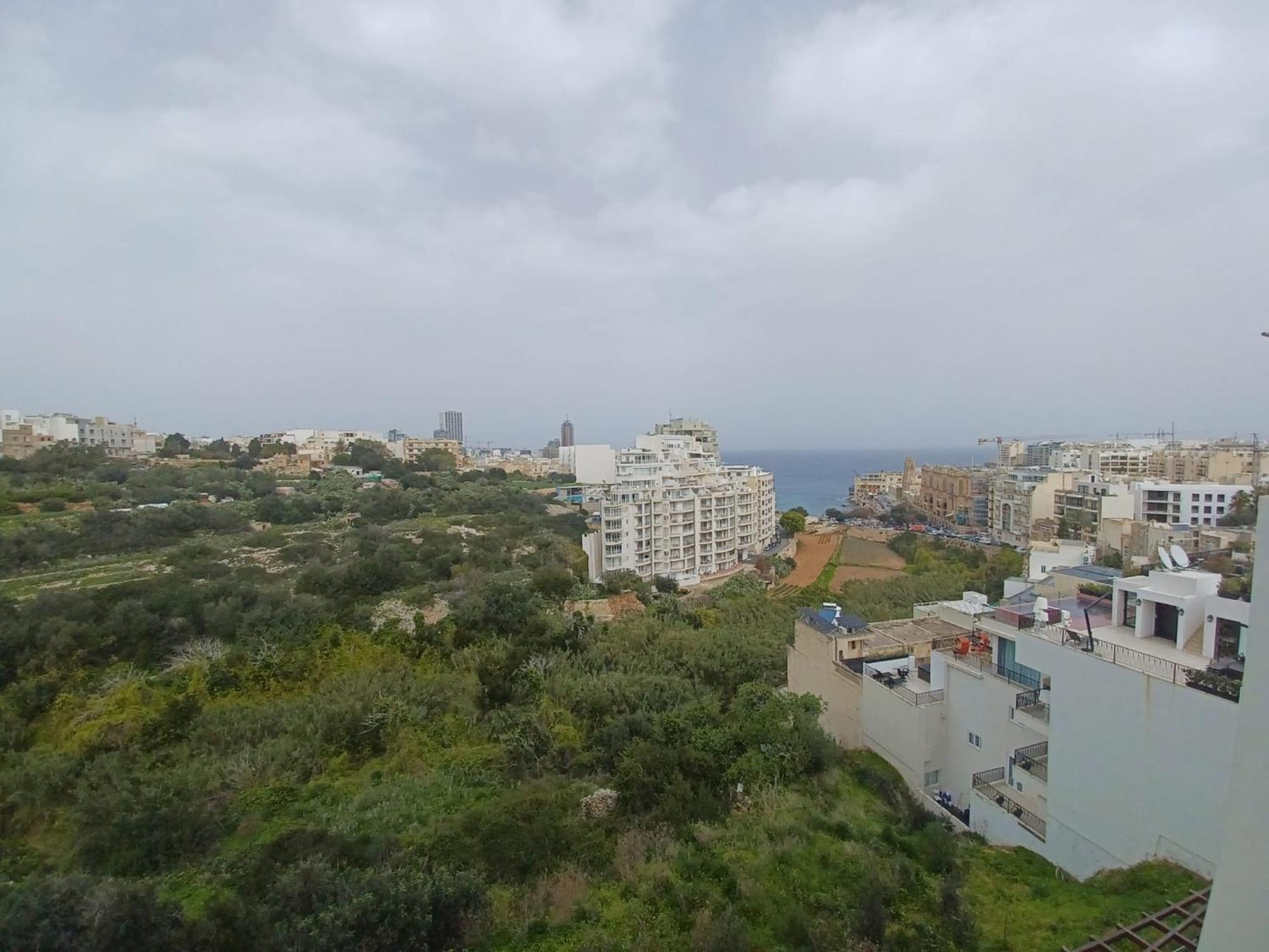Spectacular Distant Seaview Apt スリーマ エクステリア 写真